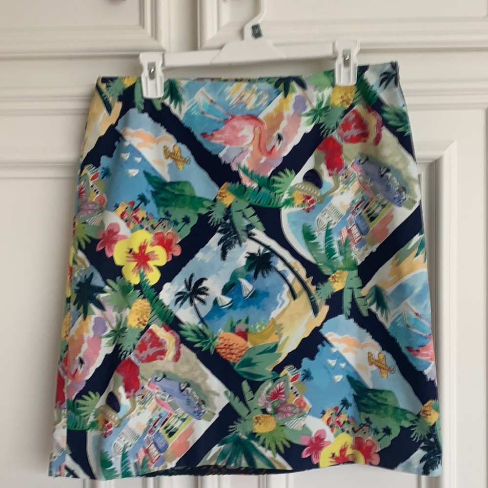 Beautiful print skirt 20 inches long